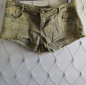 Pull & Bear Denim Short Shorts / Euro 40 / US Medium